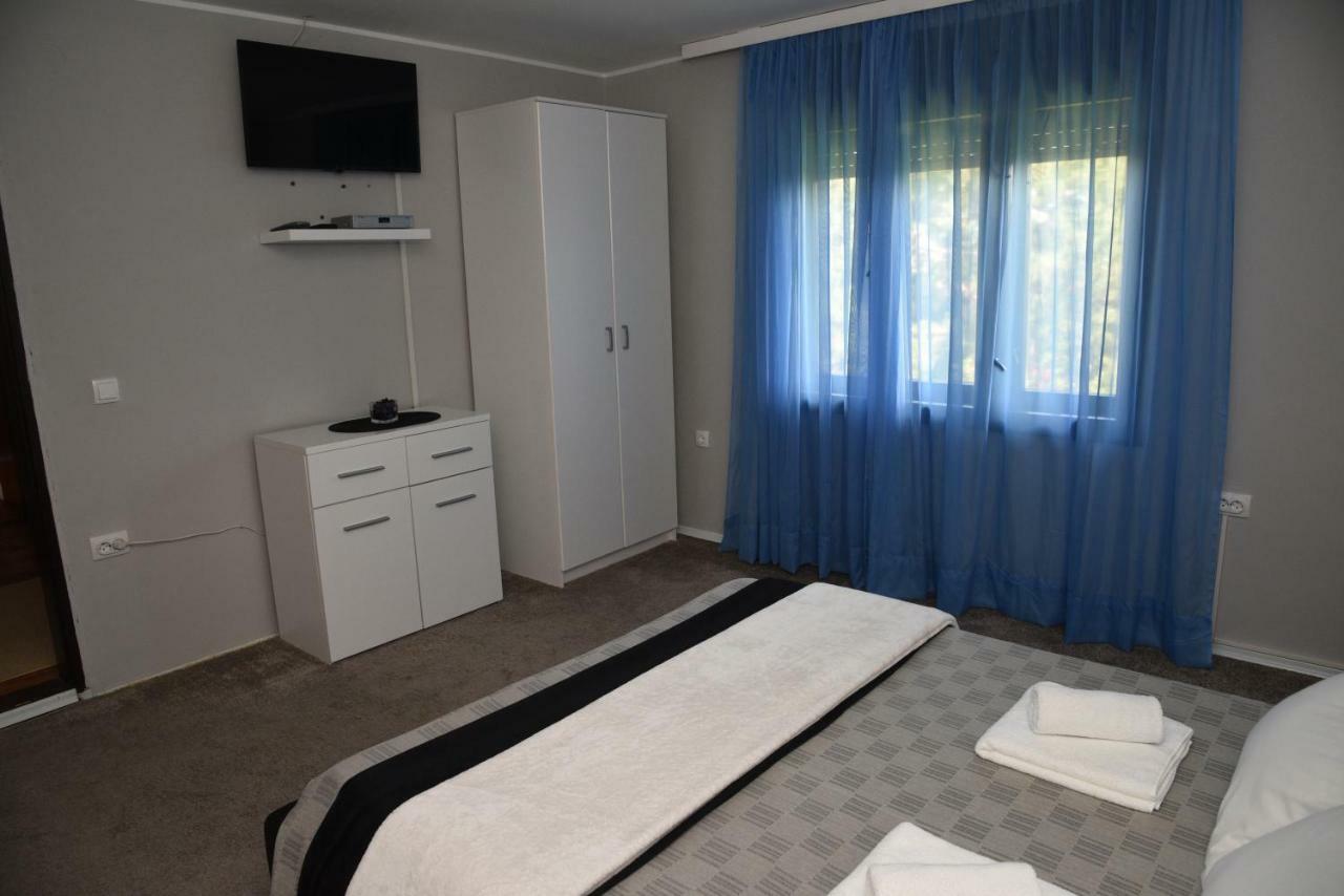 Apartment Dedine Golubac Exterior photo