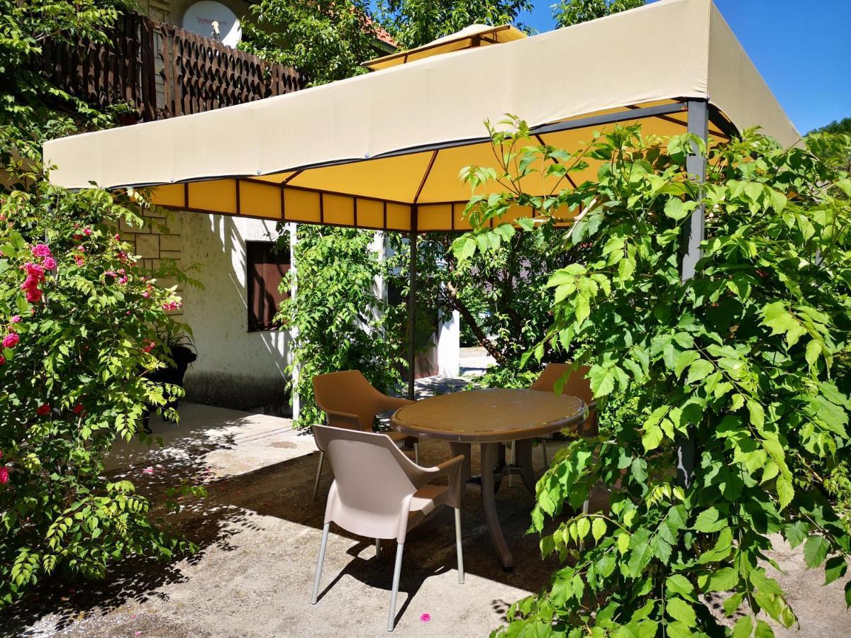 Apartment Dedine Golubac Exterior photo